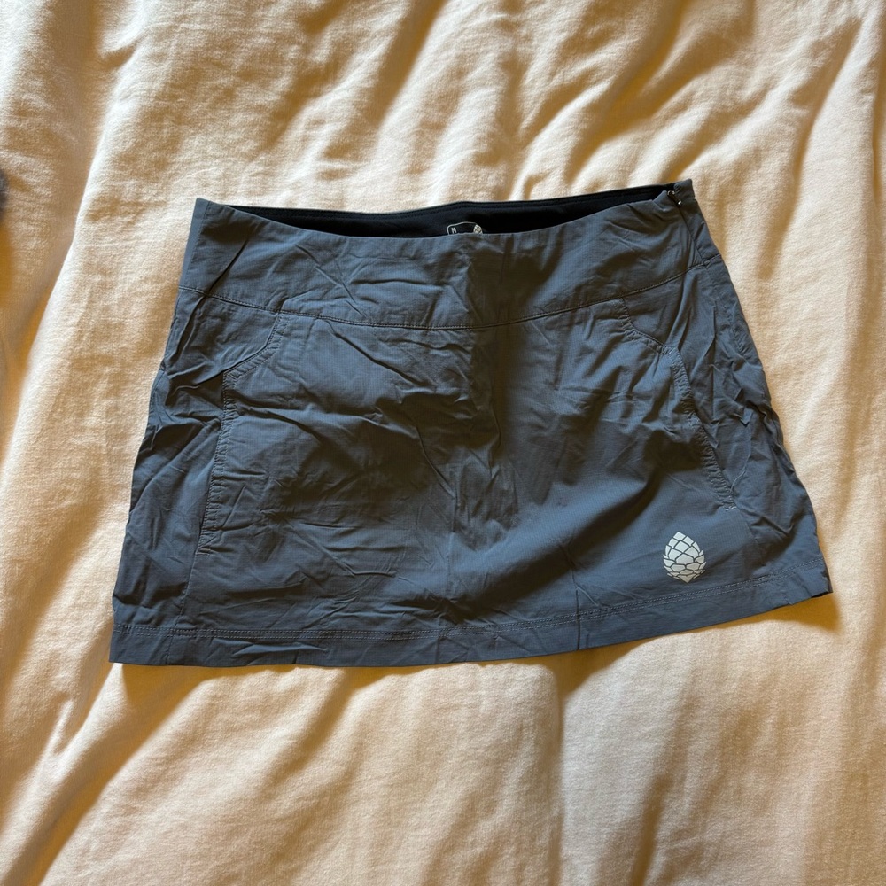 Gray Skort STIO